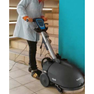 Autolaveuse accompagnée Genie E - Réf. 110327 - Idéale pour restaurants, cabinets médicaux et espaces réduits_1