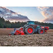 Semoir combiné HORSCH Express KR adapté aux conditions difficiles