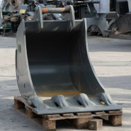 Godet de creuse tiltrotateur Egli ETL-TR 160-800 - OilQuick OQ 60 - ZG-4404638 - Année 2023_1