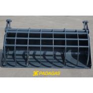 Godet à grappin équipé de vérins hydrauliques et raccords rapides