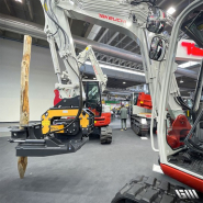 Enfonce-pieux et plaque vibrante PLURY - Multi-outils pour pelles de 1 à 40 tonnes - Malaguti_1