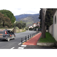 Borne Eros Flex - H412 - polyéthylène compacté avec bandes réfléchissantes_1