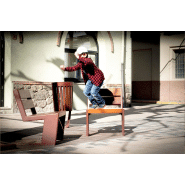 Chaise Quatro S UM377SM - Piètement en fonte ductile avec traitement anticorrosion Ferrus - Lattes en bois tropical_1