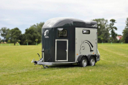 Van à chevaux GOLD 3 - Suspension PULMANN - 2 Places avec casier sellerie RTM - PTAC 1100 à 2600 kg - Aluminium - 3.2 x 1.67 m H = 2.35 m - Reference TOURING-COUNTRY_1