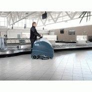 Autolaveuse autoportée Nilfisk SC 1500 - compact, maniable et performante_1