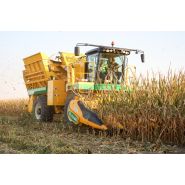 Arracheuse oxbo 2460 - oxbocorp - longueur sans tête 8.53 m - largeur 3.43 m_2