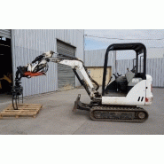 Pince à bois sur mini-pelle_1