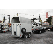 Van 2 places pour chevaux - humbaur - xanthos_1