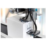 M230i-CW - Étiqueteuse automatique en angle de caisses - Domino UK Limited_1