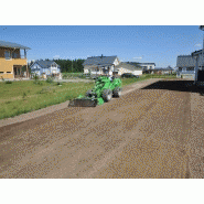 Fraise niveleuse modèle 1200 - avant - outil professionnel pour nivellement de la couche arable_1