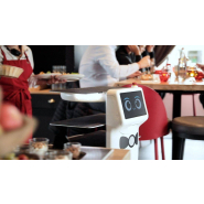Robot serveur Plato pour restaurants et hôtellerie - fabriqué en France - autonome et intelligent_1