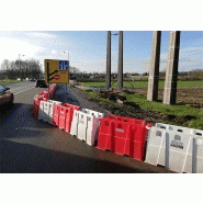 K16 Pyraneo - Séparateur de voies en polypropylène - Visible jour et nuit avec connexion intégrée_1