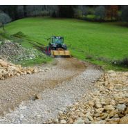 BM 601 broyeur de pierres - Plaisance Équipements - 150 à 400 CV - robustesse et polyvalence_1