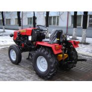 Belarus-11 - Tracteur agricole MTZ Belarus - 24,3 kW (33 CV) - compact pour serres et petits locaux_1