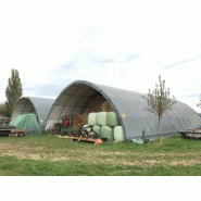 Tunnel de stockage / ouvert / structure en acier / couverture en pvc et polyester / ancrage au sol avec platine_1