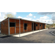 Boxes avec avancée de 3 ml - BOX026 - Confort et protection pour votre cheval - Bois Douglas français_1