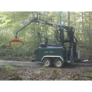 Broyeur-déchiqueteur de branches  à 6 couteaux radiaux de 300 mm  - SUPER-PAIN 900 Option T avec entraineur hydraulique_1