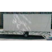 Scène URBA'MOBIL - Mini podium roulant, déplaçable en moins de 10 minutes_1