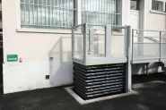 Plateforme élévatrice verticale Hermès XL - fixe et robuste pour PMR - hauteur jusqu'à 1,30 m_1