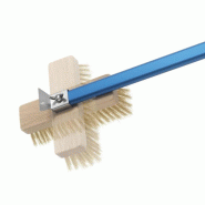 Brosse en laiton orientable avec racloir pour fours à pizza | GI.METAL_1
