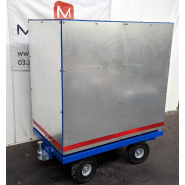 Base roulante industriel à plateau inclinable et à niveaux pour transporter des caisses de composants électroniques_1