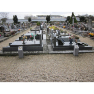 Bornes Signalétiques pour Cimetière en Granit - Éléments pratiques et symboliques_1