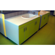 Paillasse puériculture économique - 1800 x 750 x 900 mm - Réf SPE 9183 - BIOLAB avec baignoire moulée et rangements_1