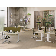 Bureau droit spacieux et moderne pour espaces professionnels_1