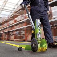 Peinture marquage au sol - aérosol époxy Traitvite Rocol pour lignes précises, disponible en 9 couleurs_1