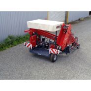 Re1 récolteuse équeuteuse un rang - ERME - vitesse 4 à 6 km/h - capacité 1 ha en 8h - attelage 3 points_1