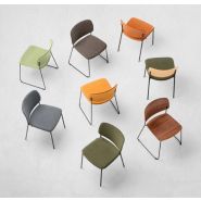 Chaise KARYN - design polyvalent et contemporain - assise et dossier en polypro, bois ou tapissés - empilable_1