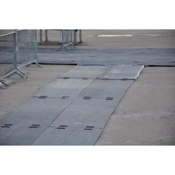Plaques de roulage plastique  pour chemins d'accès, cheminements piétons et plateformes temporaires - disponible en vente et en location - PLAQ'ECO