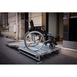 Plateforme aluminium pliante - Rampe d'accès pour trottoirs étroits - Hauteur réglable et charge 300 kg