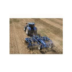 St 300R - Déchaumeur New Holland - largeur de travail 3 m - châssis à deux rangées de dents