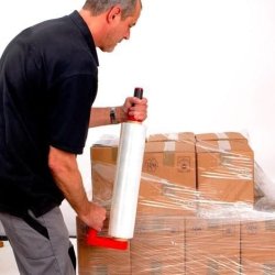 Film étirable manuel standard transparent - élastique et résistant pour une protection optimale des palettes