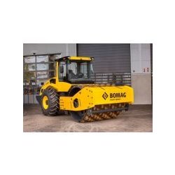 BW 226 PDH-5 - Rouleau monocylindre Bomag très impressionnant - Poids 25 740 kg - Tier4f - Transmission puissante