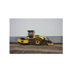 Rouleau compresseur BW 213 DH-5/P monocylindre - BOMAG - 15 110 kg - technologies avancées et compactage de précision