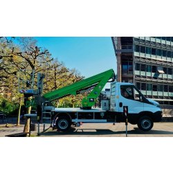 Scorpion 2013 sur Nissan - Camion nacelle Oil & Steel France - Hauteur de travail 19,9 m