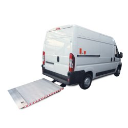 Hayon élévateur - 500 kg - plateforme repliable et demi-hayon pour accès compartiment de chargement