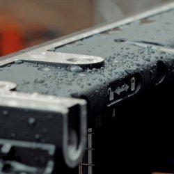 Ecran LED à structure IP66 étanche et robuste GEMINI avec dalle RENTAL
