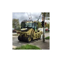 Compacteur à pneus Hercules C4 de CORINSA - 3 tonnes de pression par roue - 90 kW (122 CH)