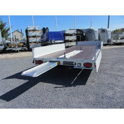 Remorque plateau HUMBAUR HT 356221 GR - 2 essieux, roues dessous, ridelles alu, dimensions 6220x2070 mm