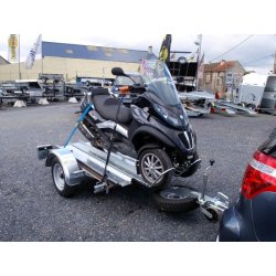 Remorque moto de 2 roues 145 x 13 pour le chargement du mp3 125, mp3 400 ou 500 - trigano tpm2s mp3