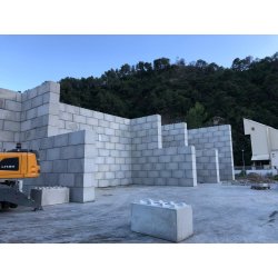 Bloc empilable lego beton 160X80  murs coupe feu- partout en France Hauteur 10m