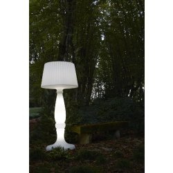 Lampe AGATA design utilisable à l'extérieur comme à l'intérieur