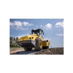 BW 226 BVC-5 - Rouleau monocylindre très impressionnant - BOMAG - Poids 25 880 kg - Stage V