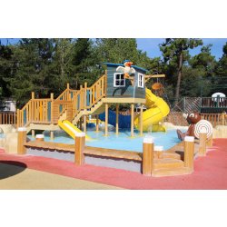 Structure de jeux aquatique thématisée mer - 2 toboggans tubulaires, petit toboggan et cabane sur pilotis - Jeu de pataugeoire Aquadrolics