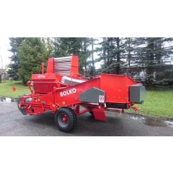 Arracheuse de pommes de terre et de légumes bolko - unia - puissance requise 30 et 40 ch - capacité de la trémie 1250 kg