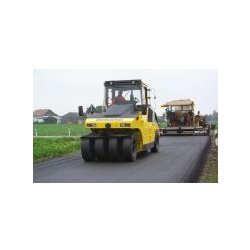 BW 24 RH Rouleau à pneumatiques - BOMAG - poids 8800 kg - Niveau d'émissions stage IIIa/TIER3