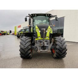 Tracteur agricole Claas Axion 800 CIS - 205 ch - Confort, Puissance et Performance